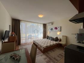 Lapos Sveti Vlas Eladó Bulgária