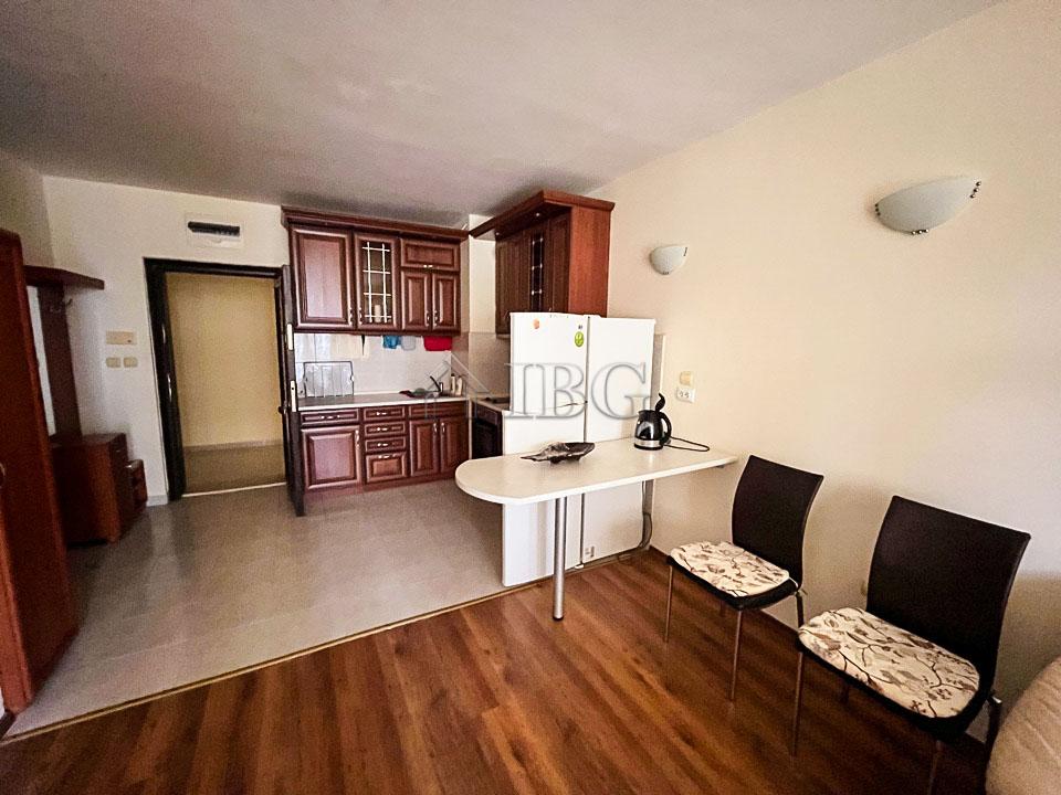 フラット 晴れた海辺  ブルガリア