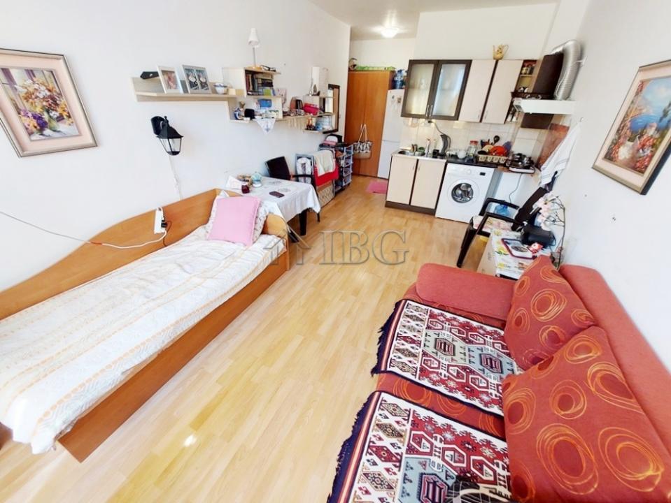 フラット 晴れた海辺  ブルガリア