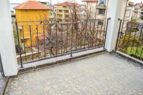 扁平 圣弗拉斯  保加利亚