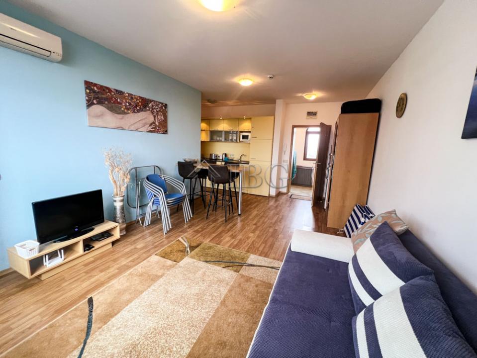 フラット アヘロイ  ブルガリア