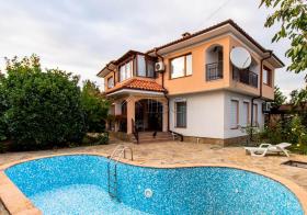 House for sale in Sunny Beach, Bulgaria