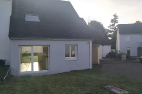 Hus til salgs i Ploërmel, France