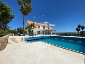 Villa for sale in Establiments, Spain Villa for sale in Establiments, Spain