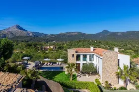Villa for sale in Calvià, Spain