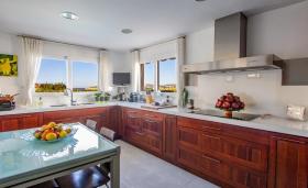 Villa El Toro Eladó Spanyolország