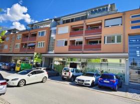 Płaski Foreclosures w Stadt Schwaz, Austria Płaski Foreclosures w Stadt Schwaz, Austria