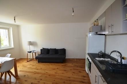 Lapos Buja Aukció / Kizárás Ausztria