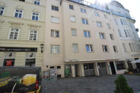 Garage / Parking Foreclosures in Woest-Mariahilf, Oostenrijk Garage / Parking Foreclosures in Woest-Mariahilf, Oostenrijk