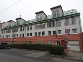 Lapos Elárverezések a  oldalon. Buja-Liesing, Ausztria