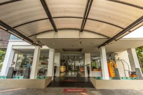 Hotel eladó a  oldalon. Bangkok-เขตคลองเตย, Thaiföld