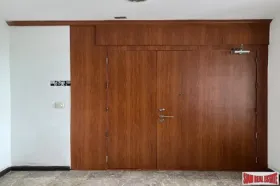 フラット バンコク  タイ