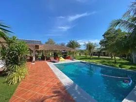 Cortile della fattoria ประจวบคีรีขันธ์ Vendita Tailandia
