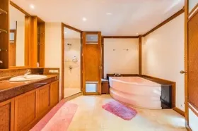 Villa Phuket Eladó Thaiföld