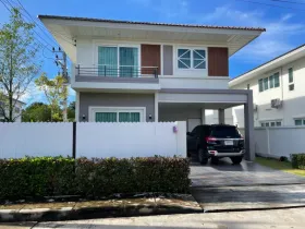 Villa for sale in Phuket, Thailand