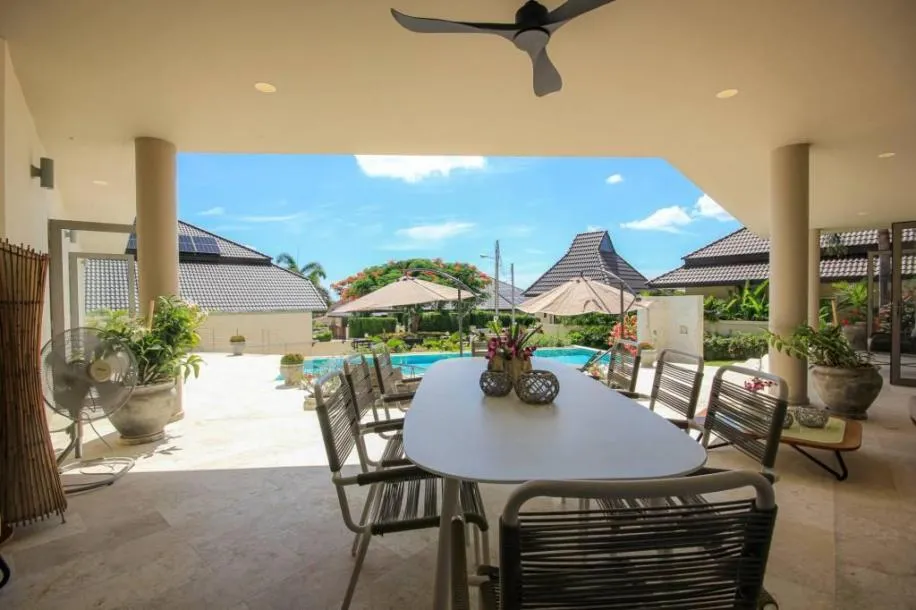 Hus ประจวบคีรีขันธ์  Thailand