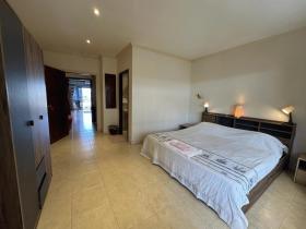 Huis van de stad Phuket Te Koop Thailand