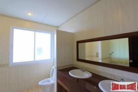 Villa Phuket Eladó Thaiföld