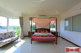 Villa Phuket Eladó Thaiföld
