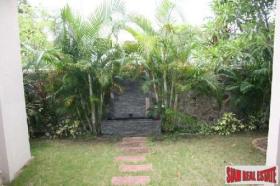 Villa Chon Buri Eladó Thaiföld