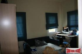 Villa Chon Buri Eladó Thaiföld