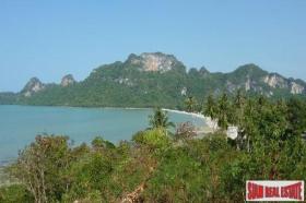 Собственность земли / лесной для продажи в Сурат Тани, Таиланд