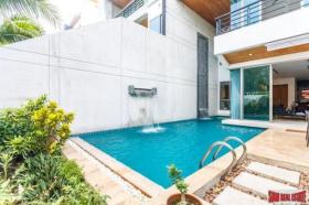 Huis van de stad te koop in Phuket, Thailand