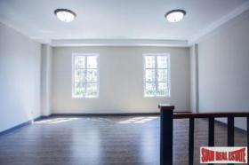 Εταιρεία, Εμπορική αντικείμενο Μπανγκόκ Προς πώληση Ταϊλάνδη