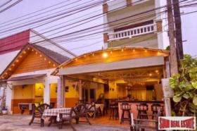 Hus Bangkok  Thailand