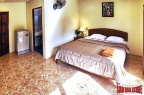 Hus Bangkok  Thailand