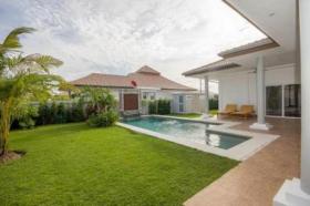 Villa ประจวบคีรีขันธ์ Eladó Thaiföld