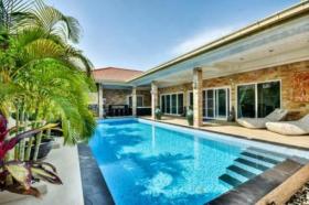 Villa In vendita a ประจวบคีรีขันธ์, Tailandia