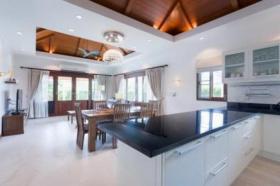 Villa ประจวบคีรีขันธ์ Eladó Thaiföld