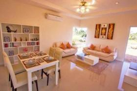 Villa ประจวบคีรีขันธ์ Eladó Thaiföld