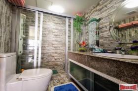 Plat Chon Buri Te Koop Thailand