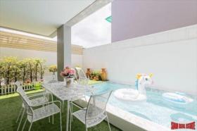 Townhouse for sale in Phuket, Thailand Townhouse for sale in Phuket, Thailand