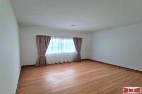 فيلا بانكوك  تايلاند