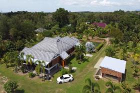 Hotel for sale in Phang-nga Province, Thailand Hotel for sale in Phang-nga Province, Thailand