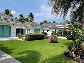 Villa Til salgs i ประจวบคีรีขันธ์, Thailand