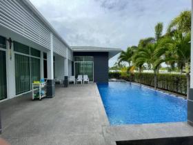 Villa For Sale in ประจวบคีรีขันธ์, Thailand Villa For Sale in ประจวบคีรีขันธ์, Thailand
