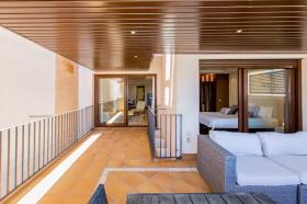 フラット エステポナ  スペイン