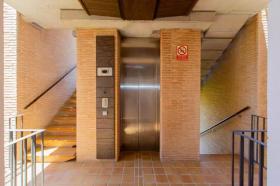 フラット エステポナ  スペイン