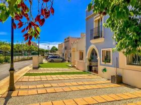 Rijtjeshuis Ayamonte Te Koop Spanje