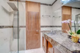 Villa El Madroñal zu kaufen Spanien