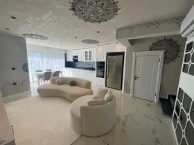 Haus zu verkaufen in Adalia-Üçgen Mahallesi, Türkei