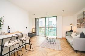 Apartment for sale in Broomhall, United Kingdom