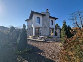 Detached house For Sale in Bata-Burgas, Bulgaria Detached house For Sale in Bata-Burgas, Bulgaria