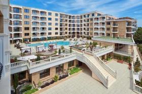Apartment For Sale in Nesebŭr-Stariyat Nessebar, Bulgaria