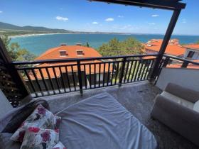 Apartment For Sale in Sozopol-Burgas, Bulgaria Apartment For Sale in Sozopol-Burgas, Bulgaria