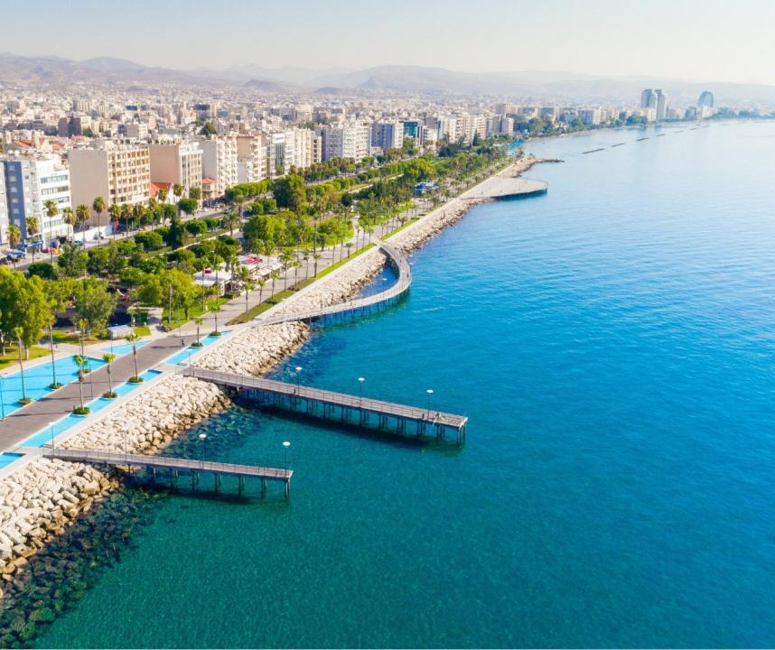 مسطحة ليماسول للبيع قبرص